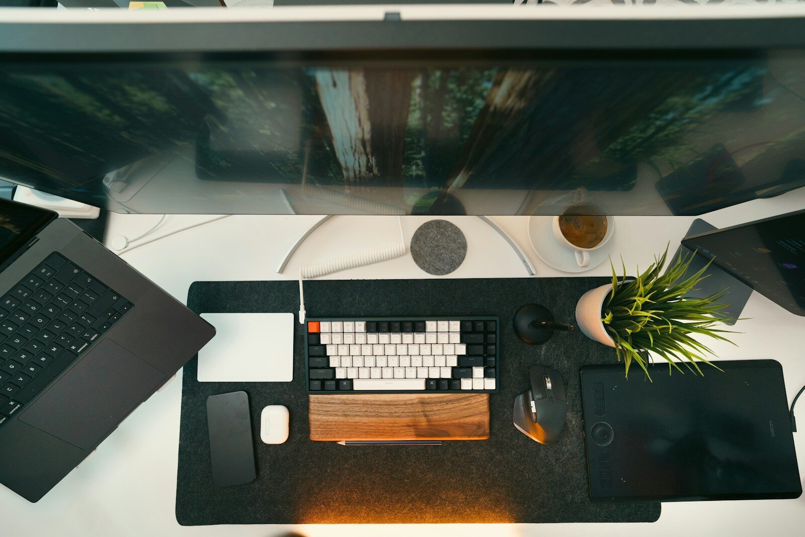 A clean dual-monitor developer workstation